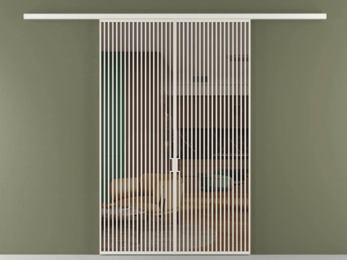 Перегородка Formato вдоль стены 2 створки АЛПР 040.06 Алюминий серый Прозрачное бронзовое стекло, триплекс Цена 359760 ₽ | Volhovec