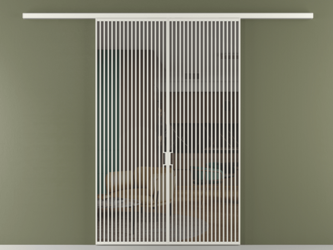 Перегородка Formato вдоль стены 2 створки АЛПР 040.06 Алюминий серый Прозрачное серое стекло, триплекс Цена 359760 ₽ | Volhovec