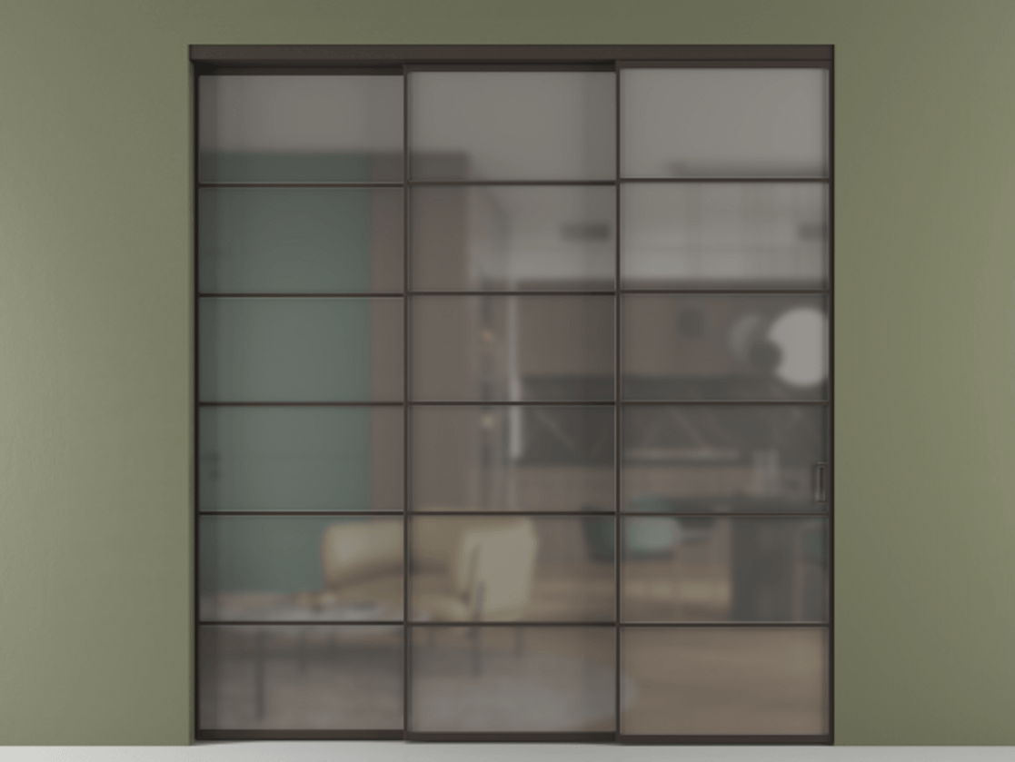 Перегородка Formato внутри проёма телескопик синхро 2 АЛПР 040.04 Алюминий антрацит Сатинированное серое стекло, триплекс, 6 мм.  Цена 389500 ₽ 1. Полотно 3 шт.  (800/2100 мм)
2. Комплект установки раздвижной системы
3. Базовый комплект фурнитуры
4. Комплект фурнитуры телескопик синхро-2
5.Ручка RONDO
. Фабрика дверей Волховец 8 (800) 551 43 19  Перегородка Formato внутри проёма телескопик синхро 2 АЛПР 040.04 Алюминий антрацит Сатинированное серое стекло, триплекс, 6 мм Цена 389500 ₽  | Volhovec