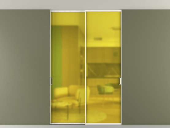 Алюминевая перегородка vn2_01 Алюминий пудровый белый Сатинированное жёлтое стекло, триплекс, 6мм. Цвет Алюминий пудровый белый. Материал Алюминий в эмали. Коллекция Перегородка Formato внутри проёма скрытое крепление в потолок 2 створки. Картинка.